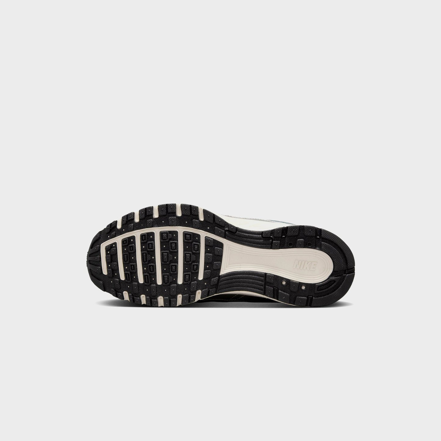 Nike P-6000 - Metallic Silver / Black / Pale Ivory