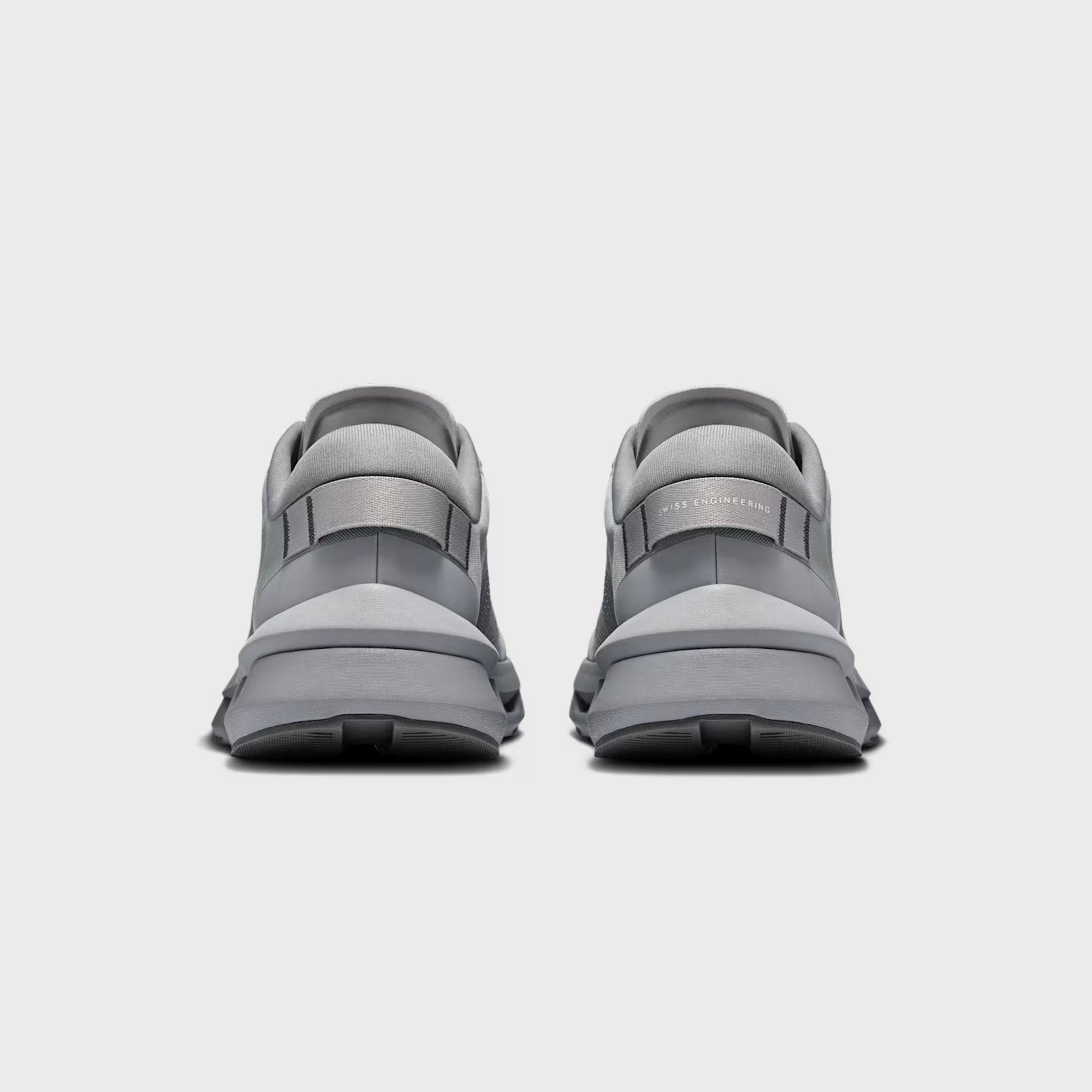 On Running WMNS Cloudzone Moon - Alloy / Rock