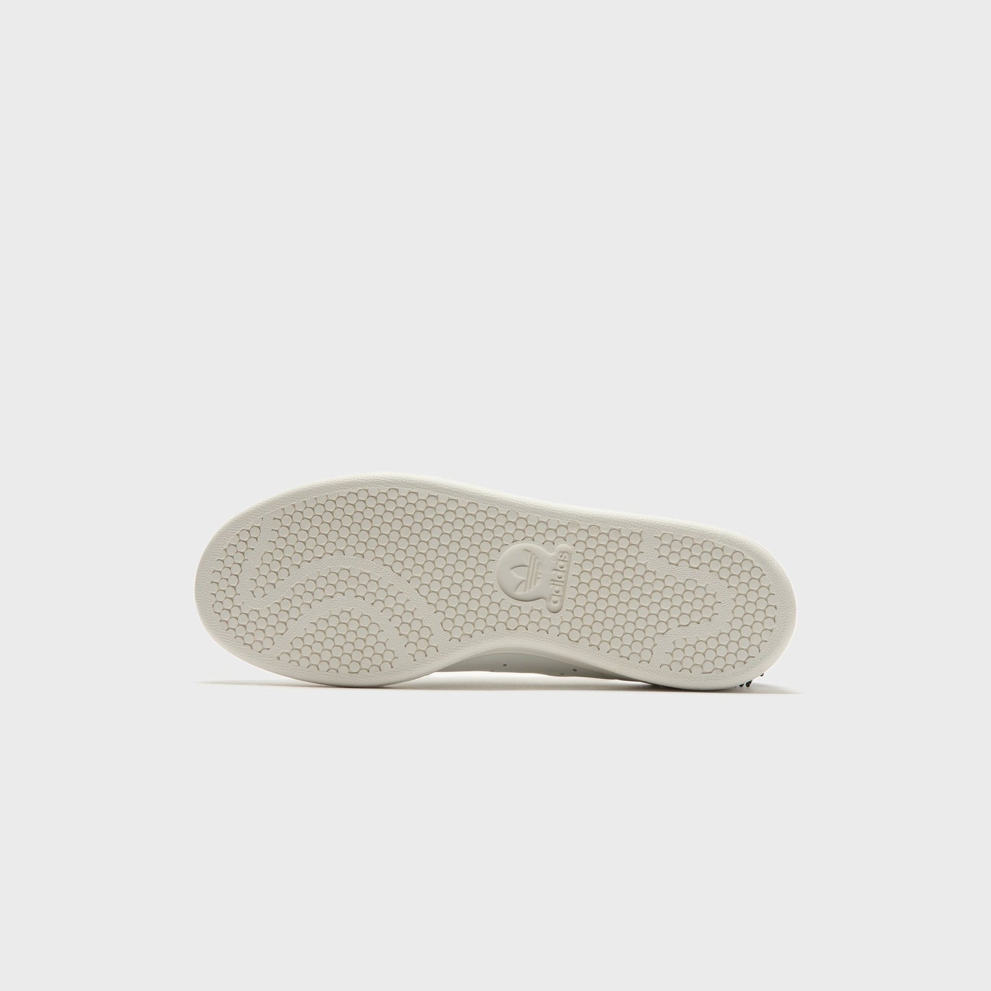 adidas x CLOT Stan Smith - Core White / Navy / Core White