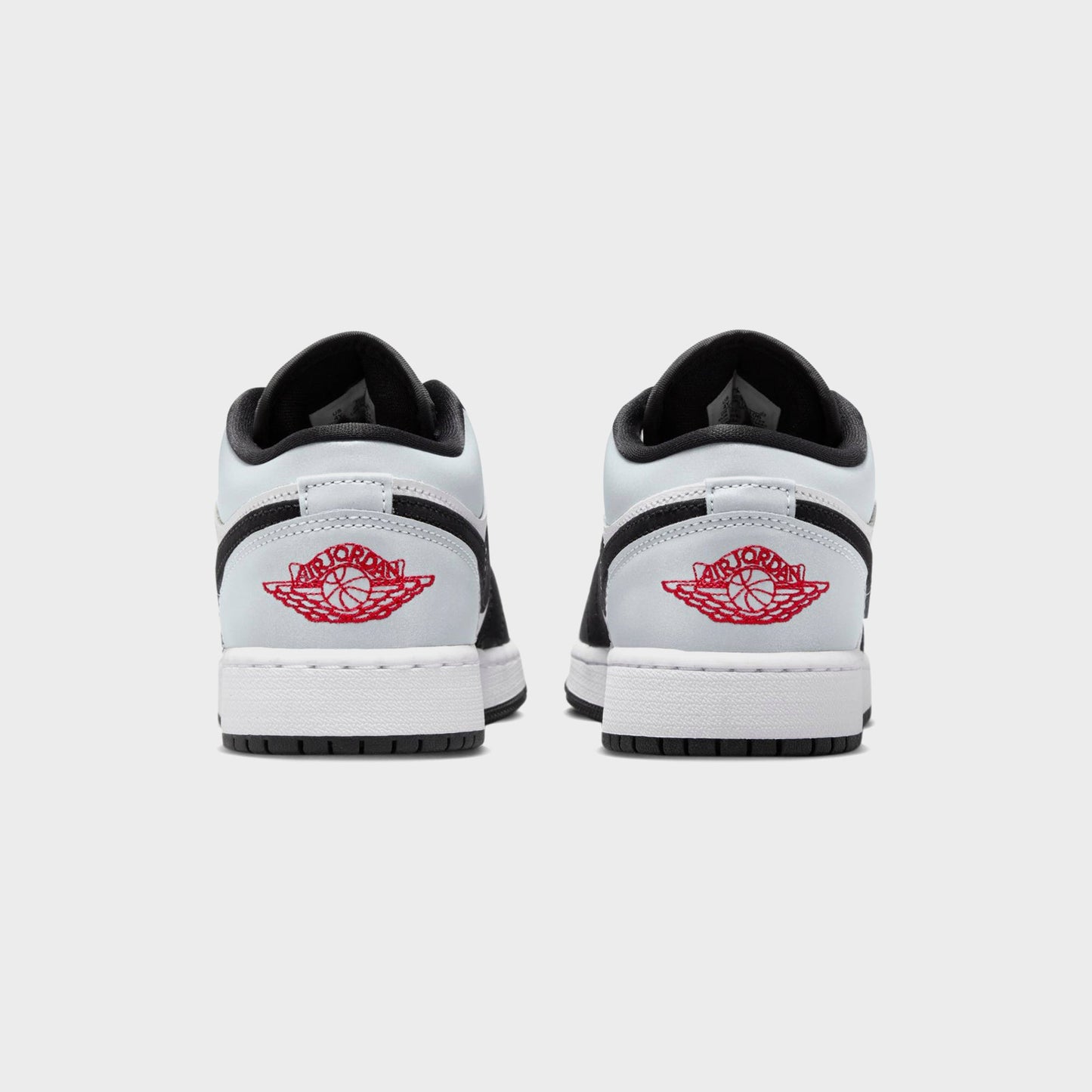 Air Jordan GS 1 Low Se Uni - White / Black / Matte Silver / Fire Red