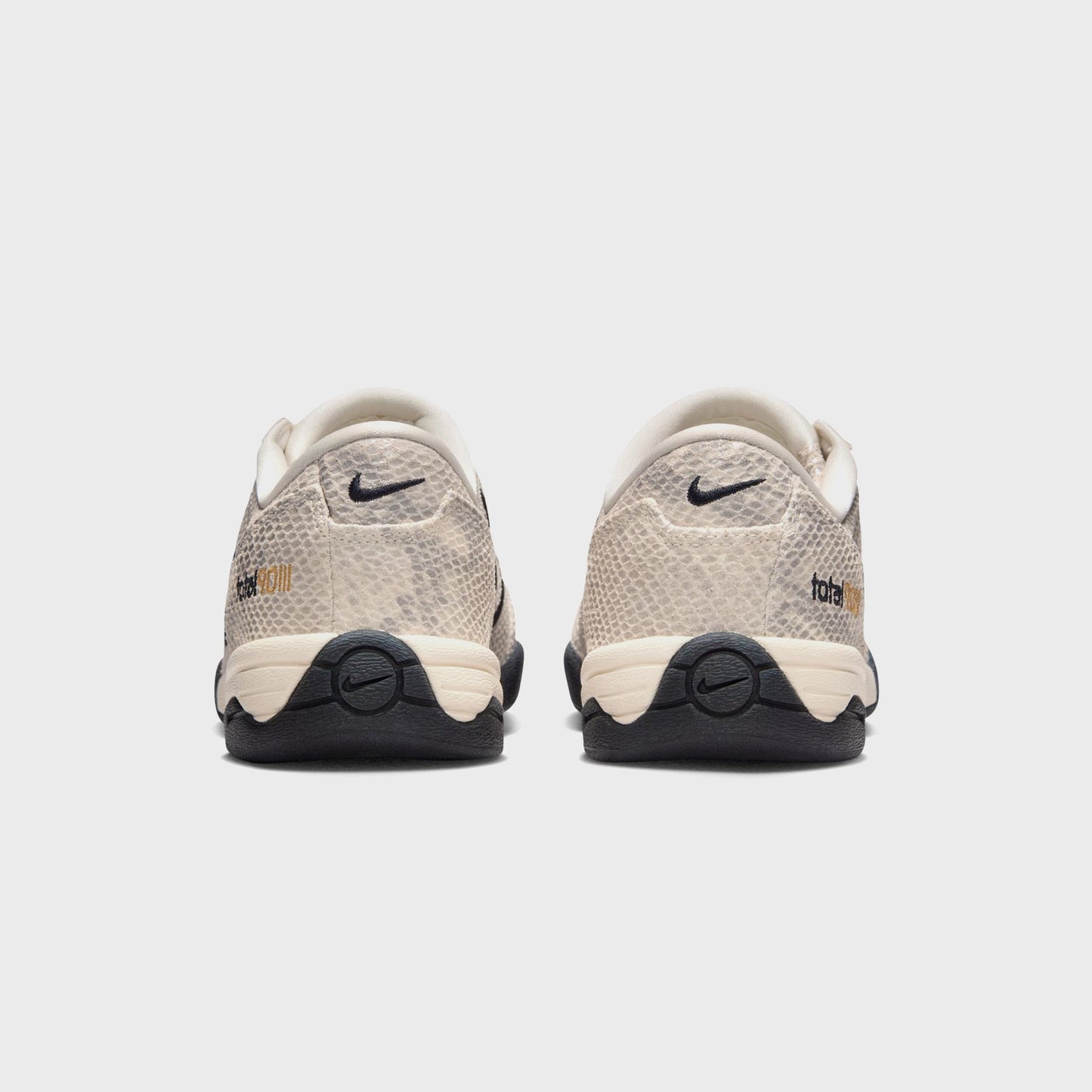 Nike WMNS T90 SP - Pale Ivory / Black