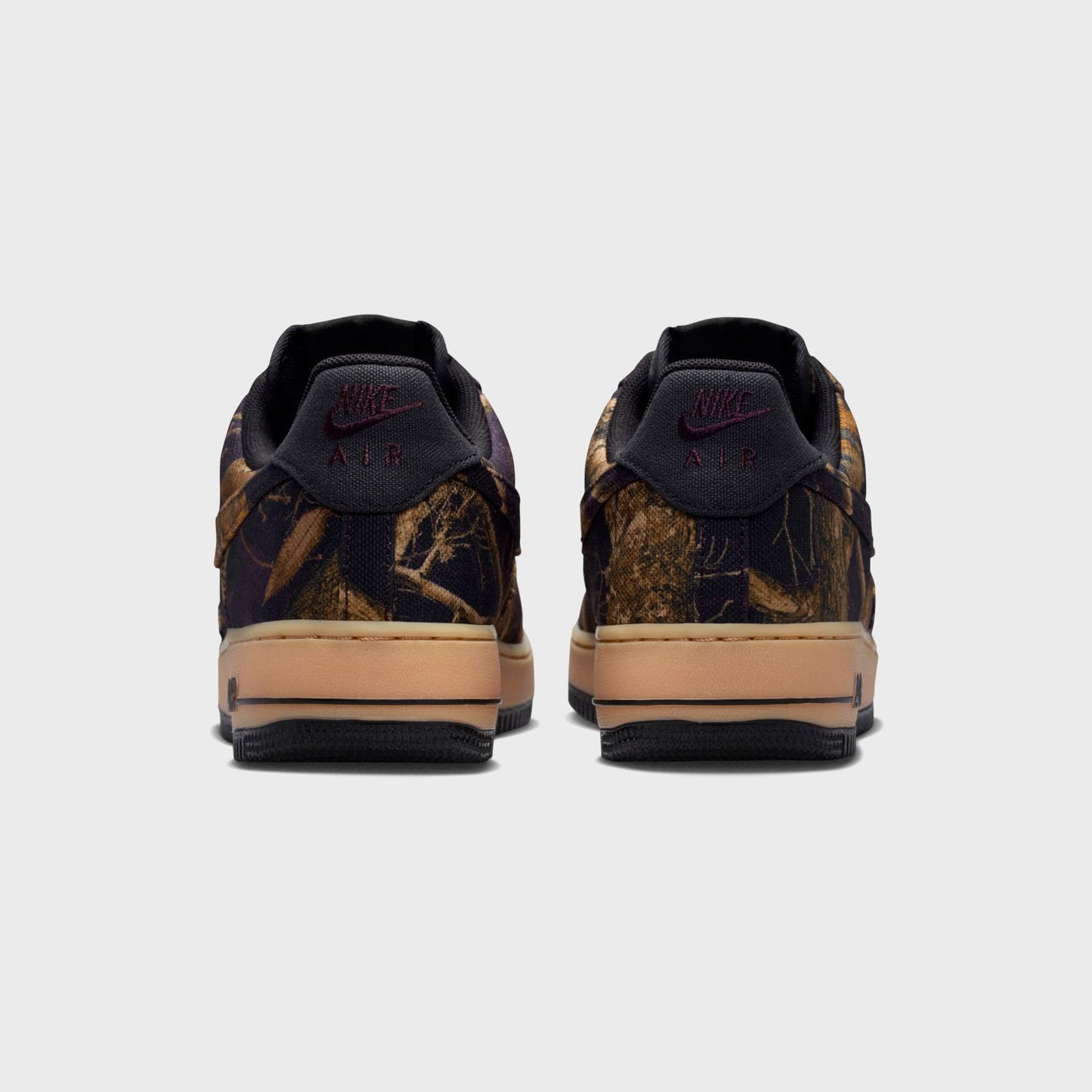 Nike Air Force 1 '07 - Off Noir / Multi-Color / Gum Yellow