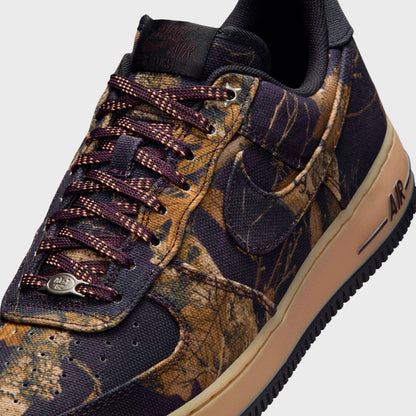 Nike Air Force 1 '07 - Off Noir / Multi-Color / Gum Yellow