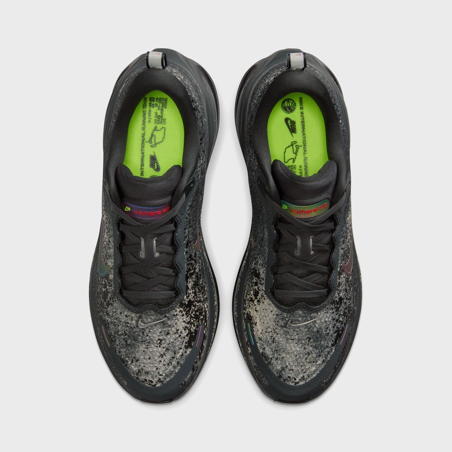 Nike Vomero Plus - Anthracite / Oatmeal / Volt / Black