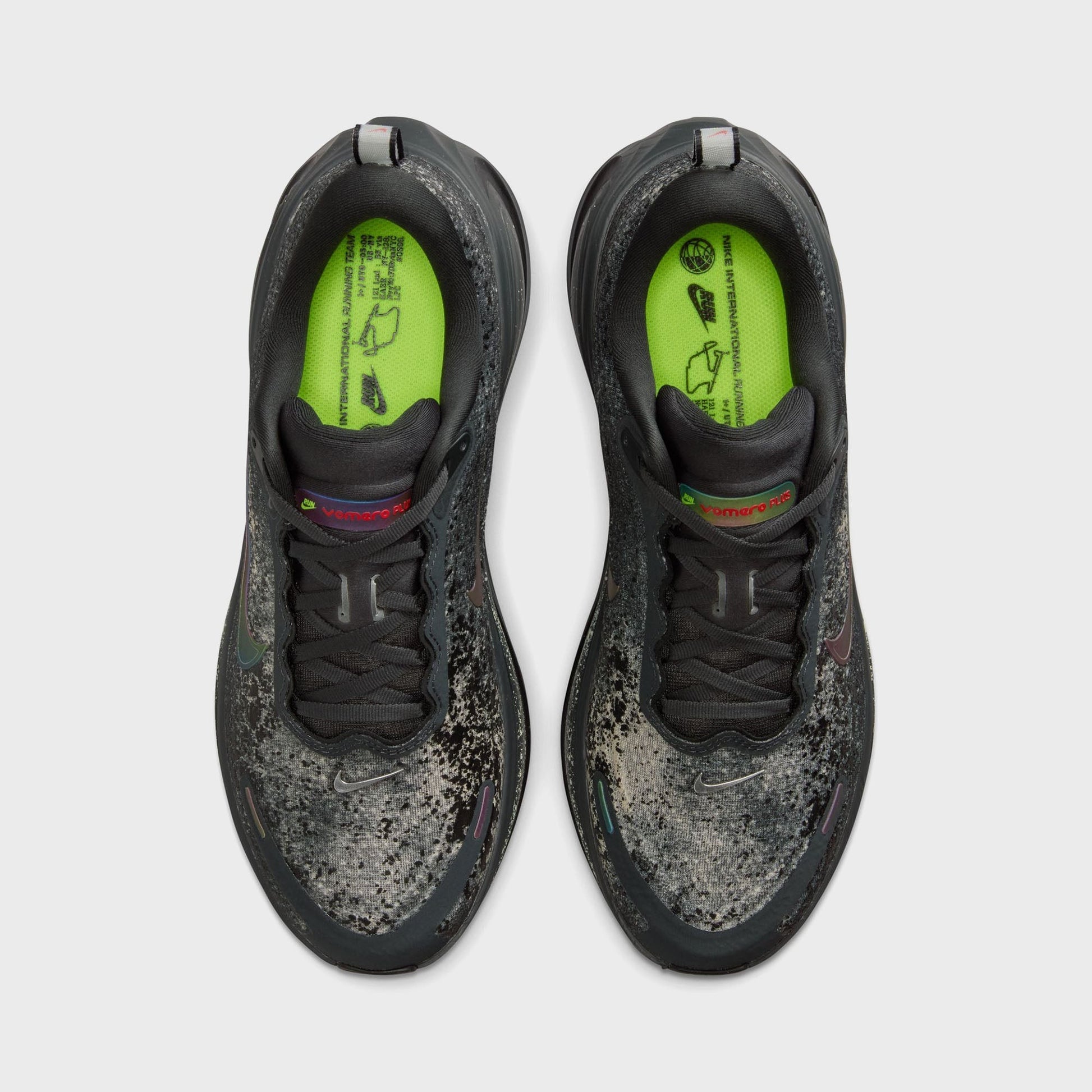 Nike Vomero Plus - Anthracite / Oatmeal / Volt / Black