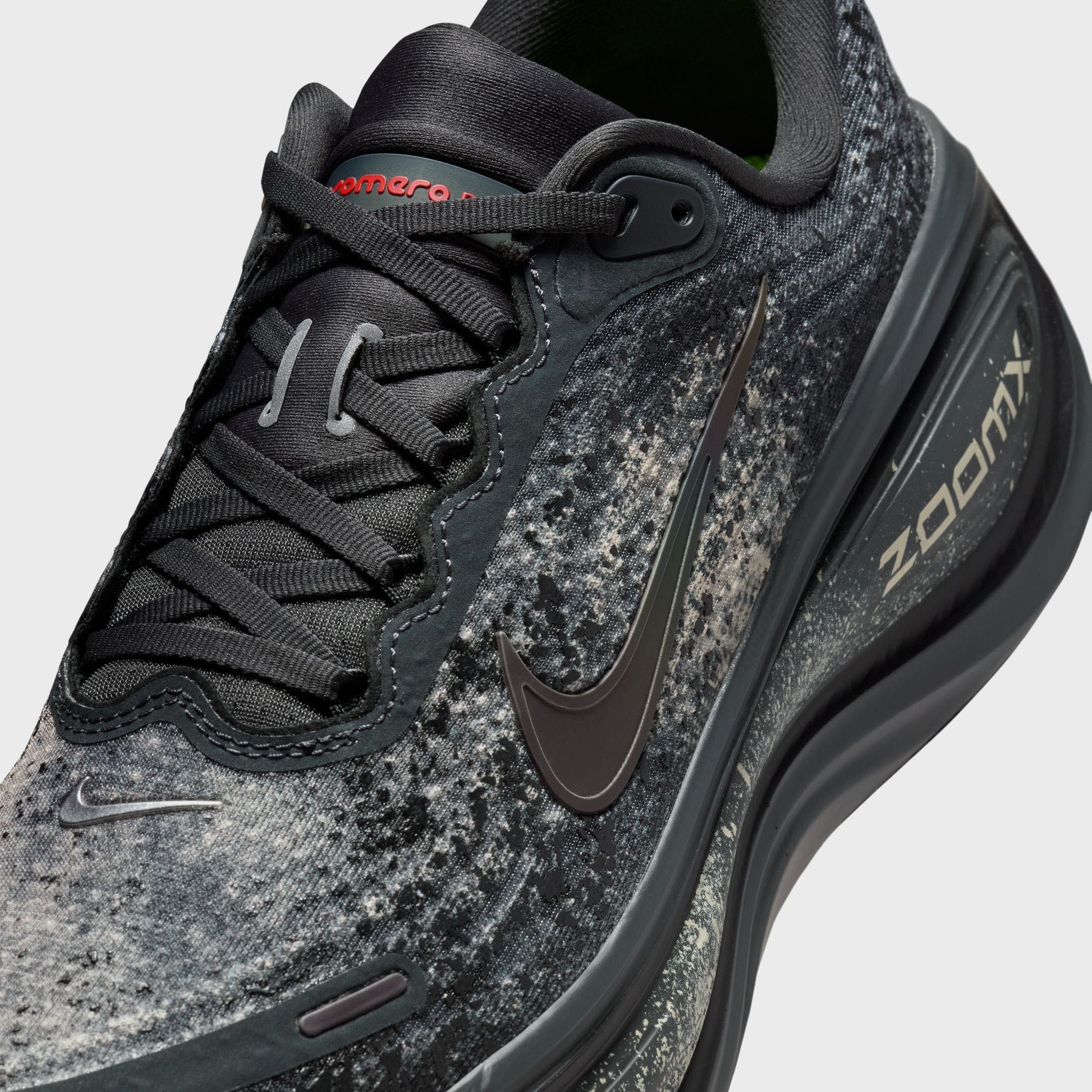Nike Vomero Plus - Anthracite / Oatmeal / Volt / Black
