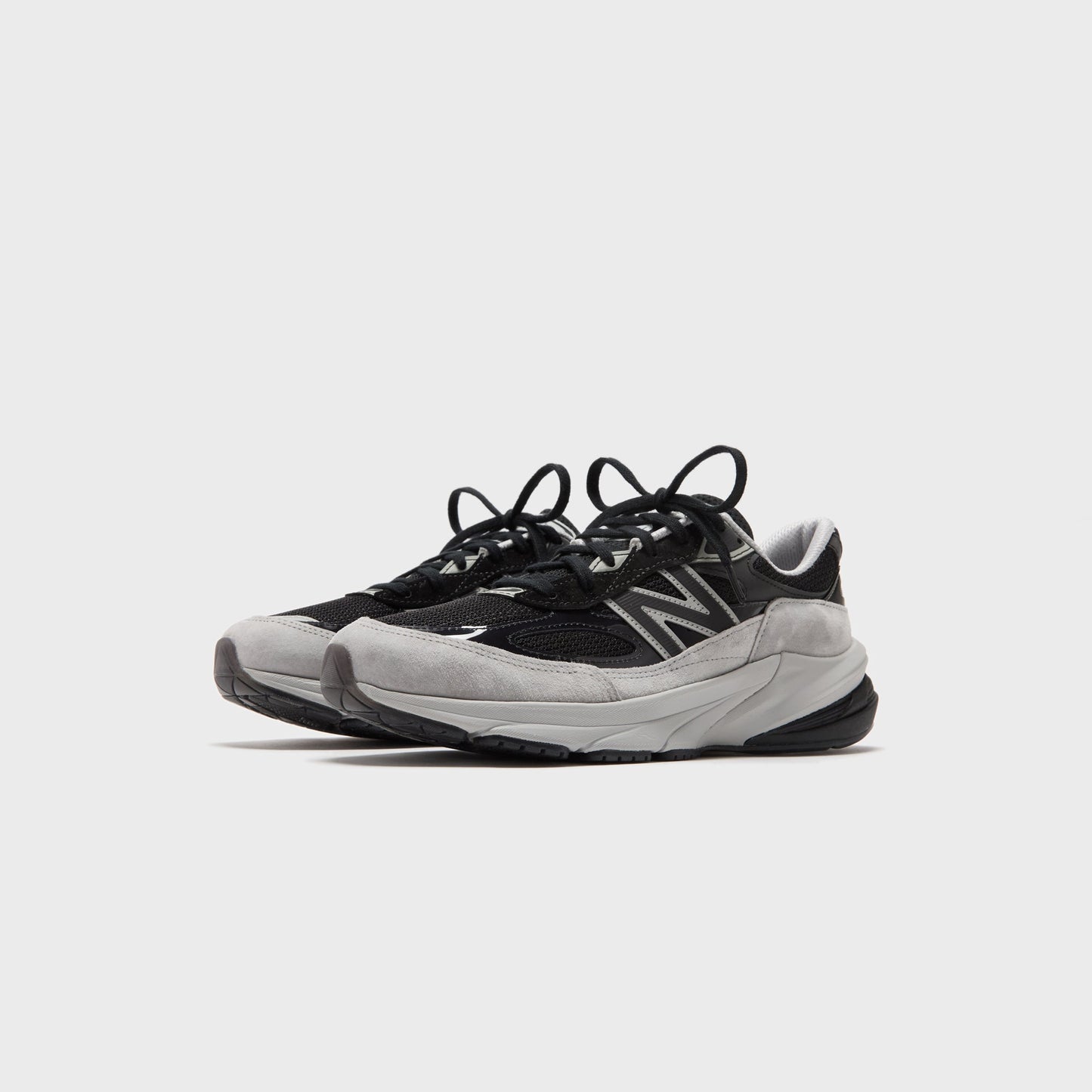 New Balance Made in USA 990v6 - Black / Grey