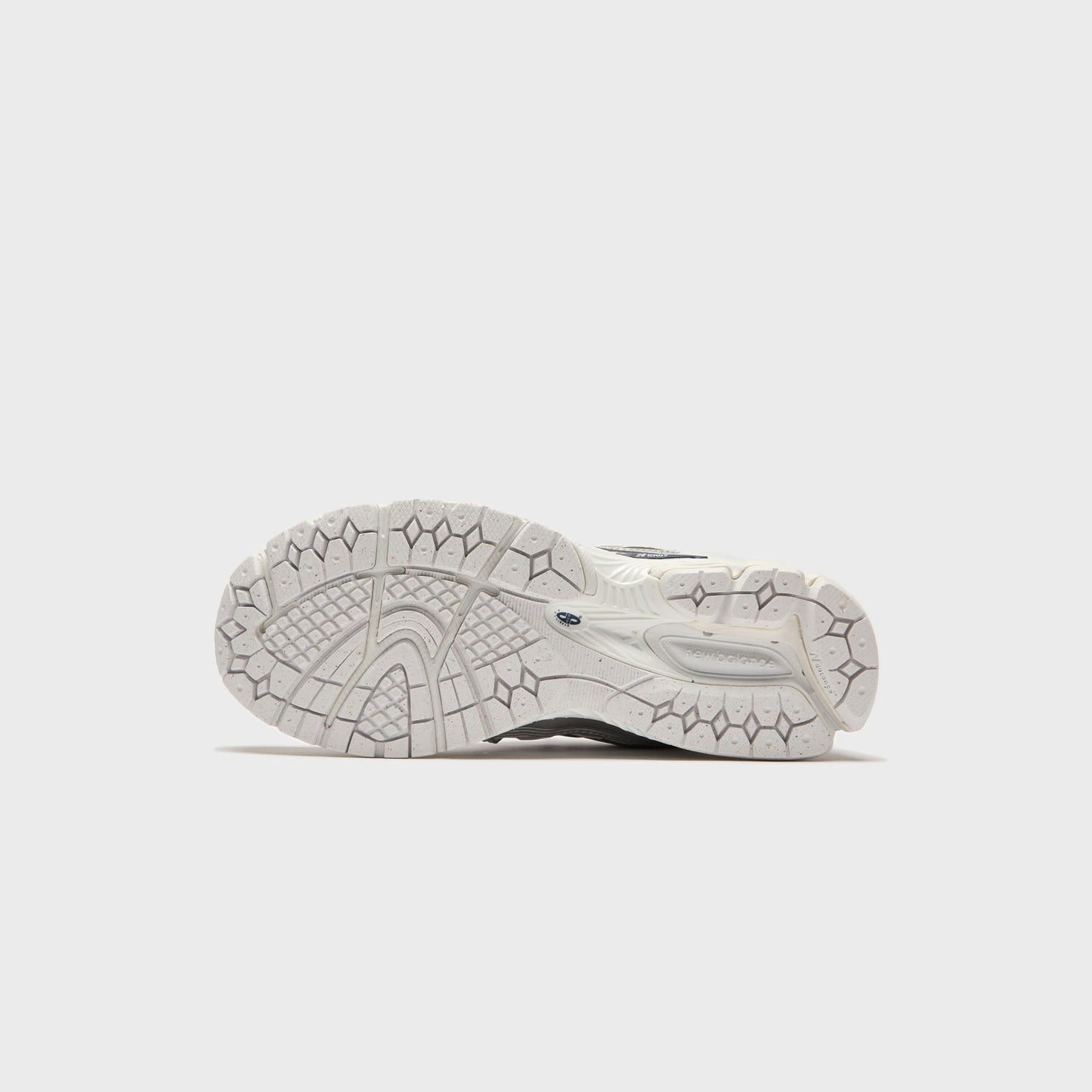 New Balance 1906R - White / Silver