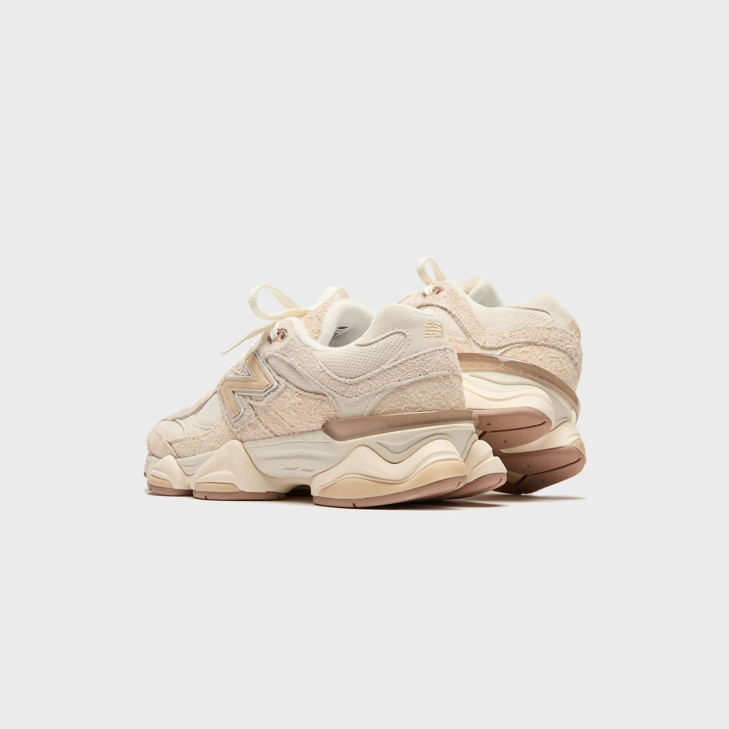 New Balance 9060 - Bisque / Sea Salt