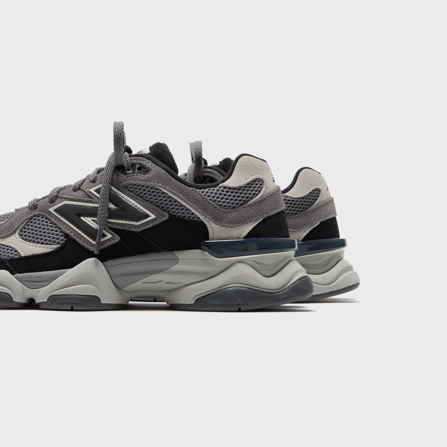 New Balance 9060 - Black / Castlerock