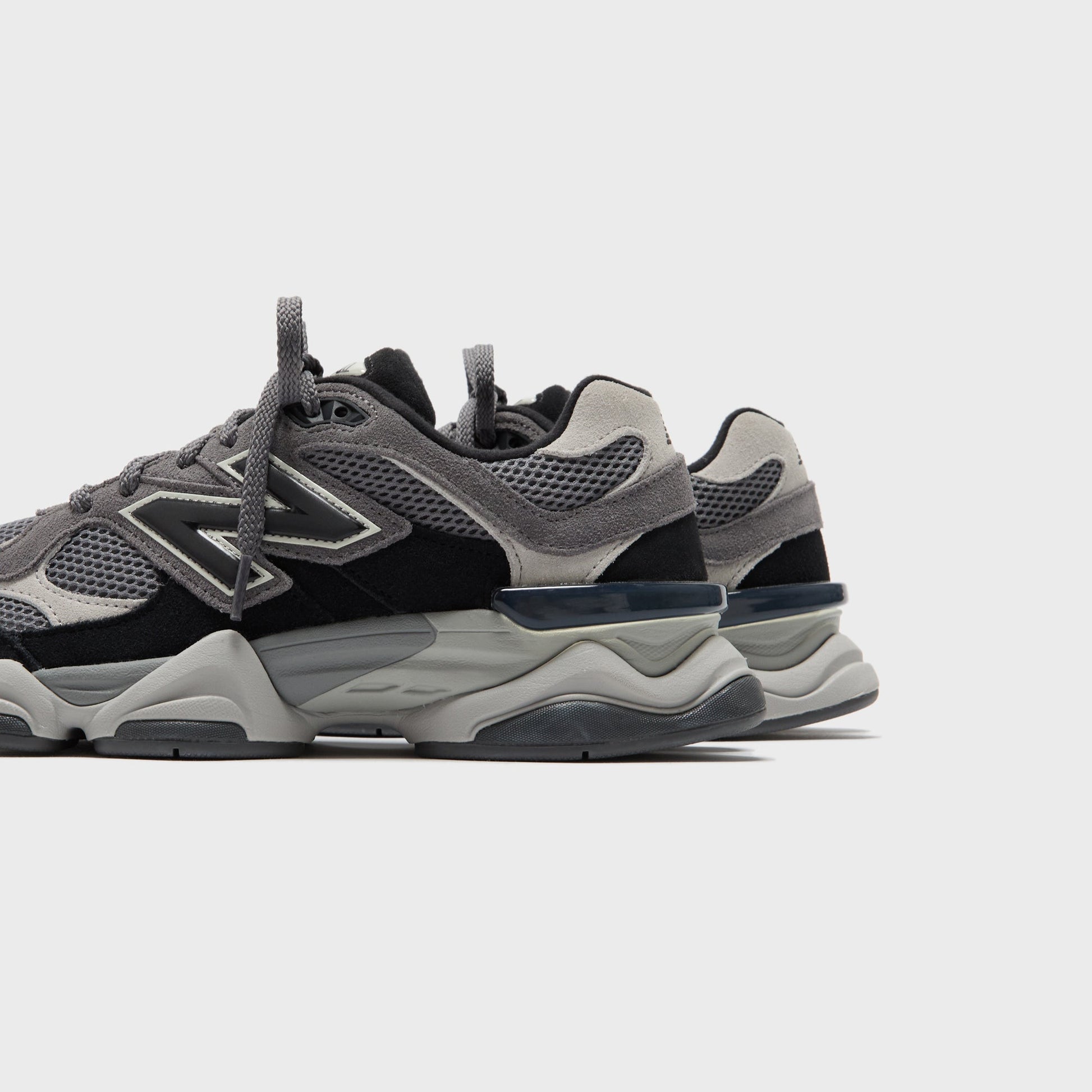 New Balance 9060 - Black / Castlerock