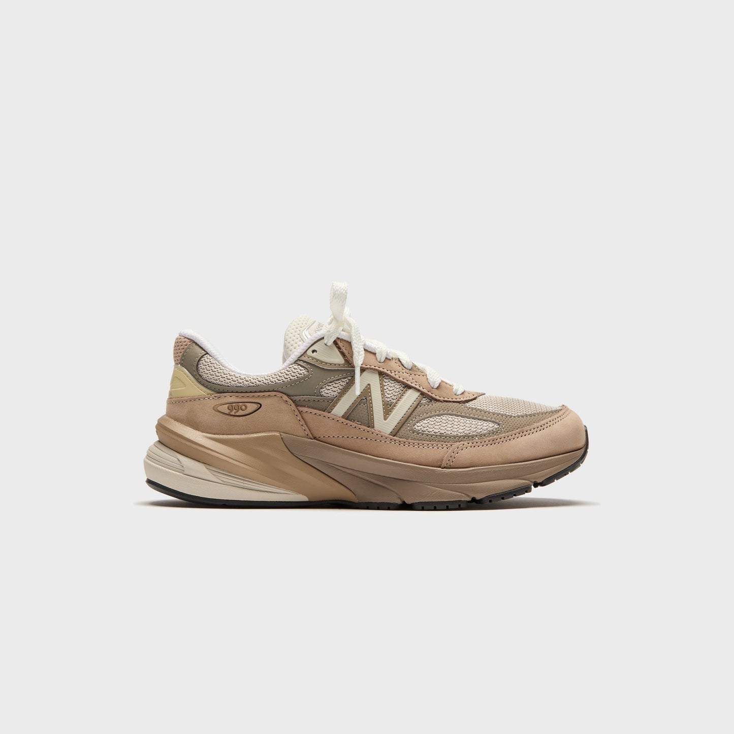 New Balance Made in USA 990v6 - Driftwood / Timberwolf