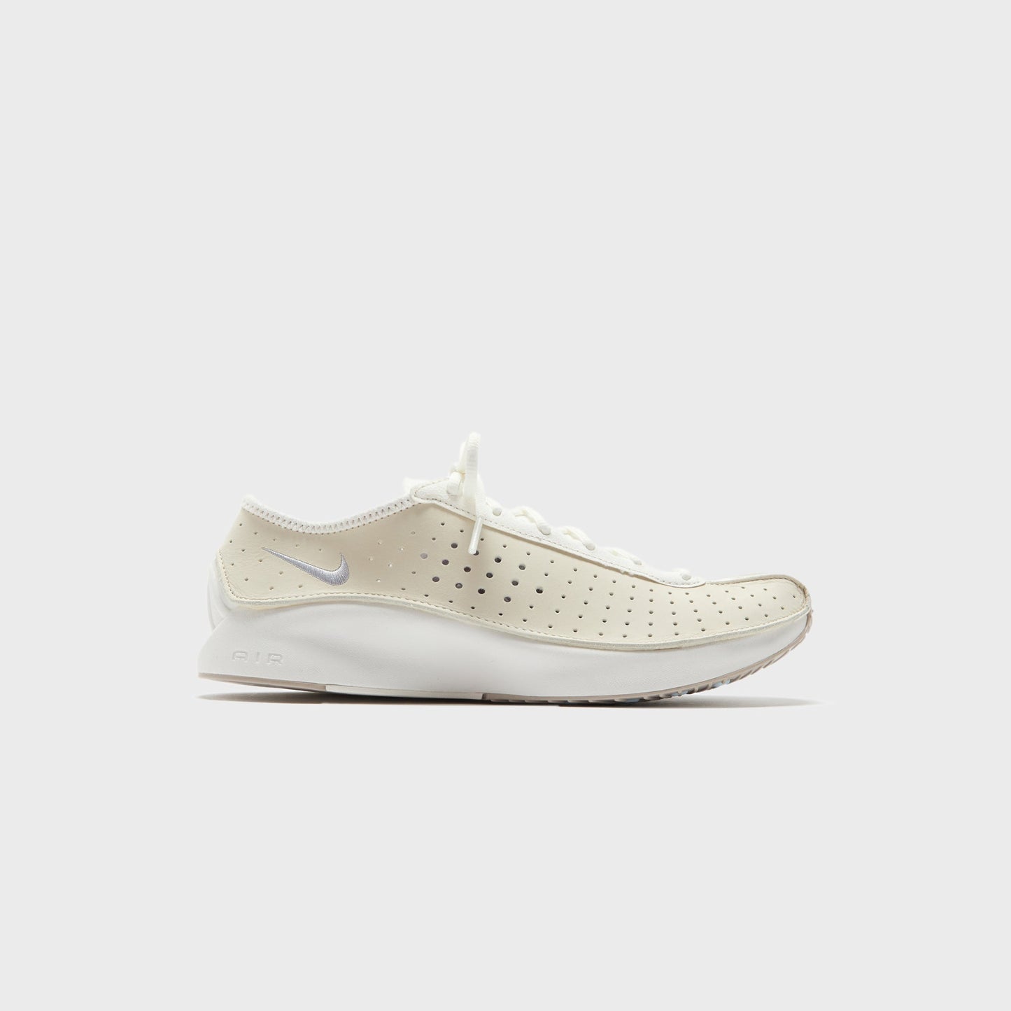Nike WMNS Air Superfly - Coconut Milk / Metallic Silver