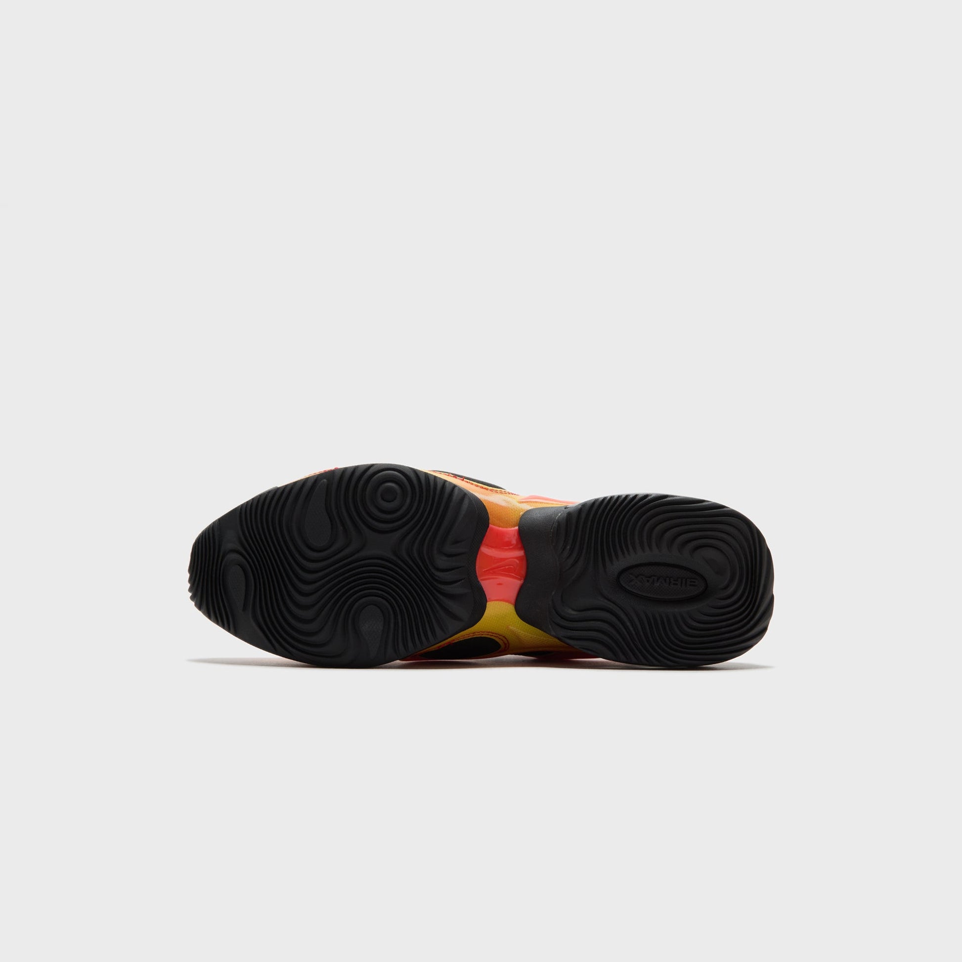 Nike WMNS Air Max Muse SE - Black / Metallic Silver / Bright Crimson