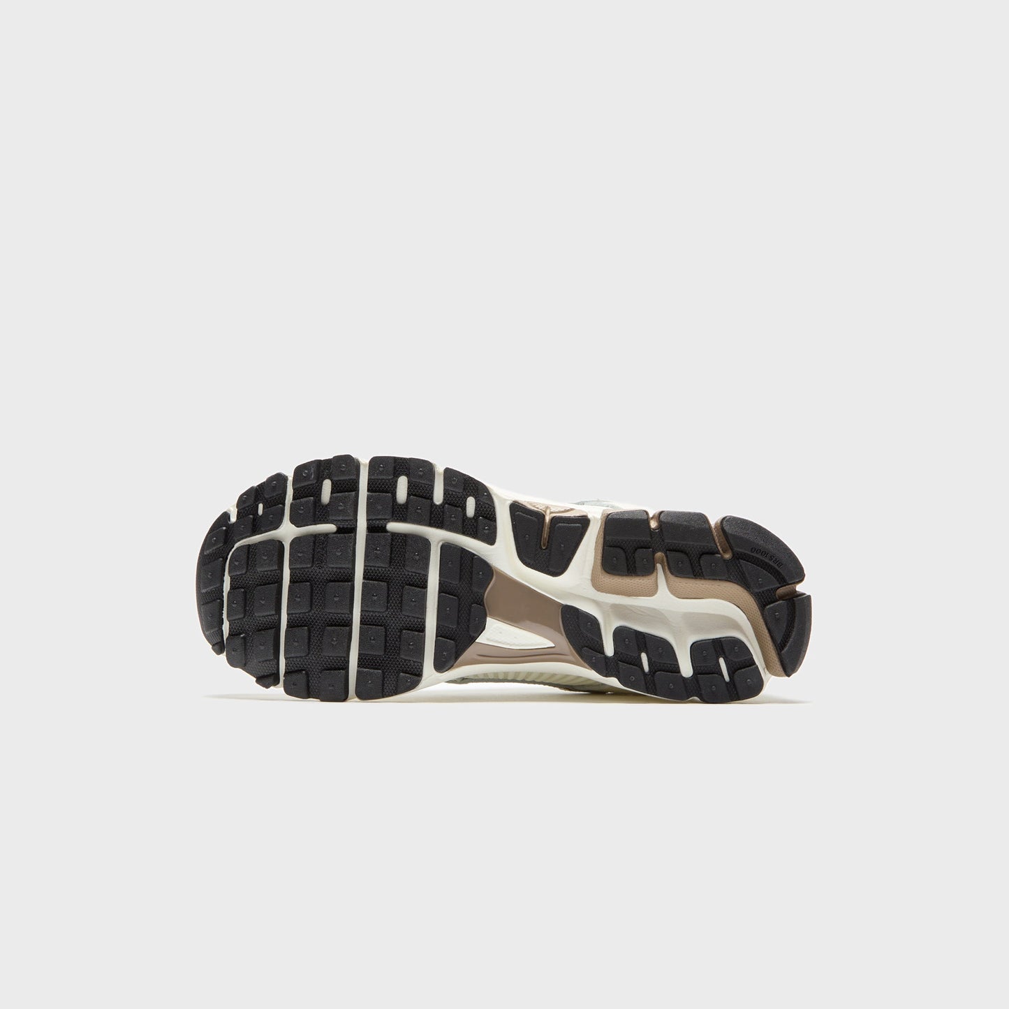 Nike WMNS Zoom Vomero 5 - Sail / Mink Brown / Black