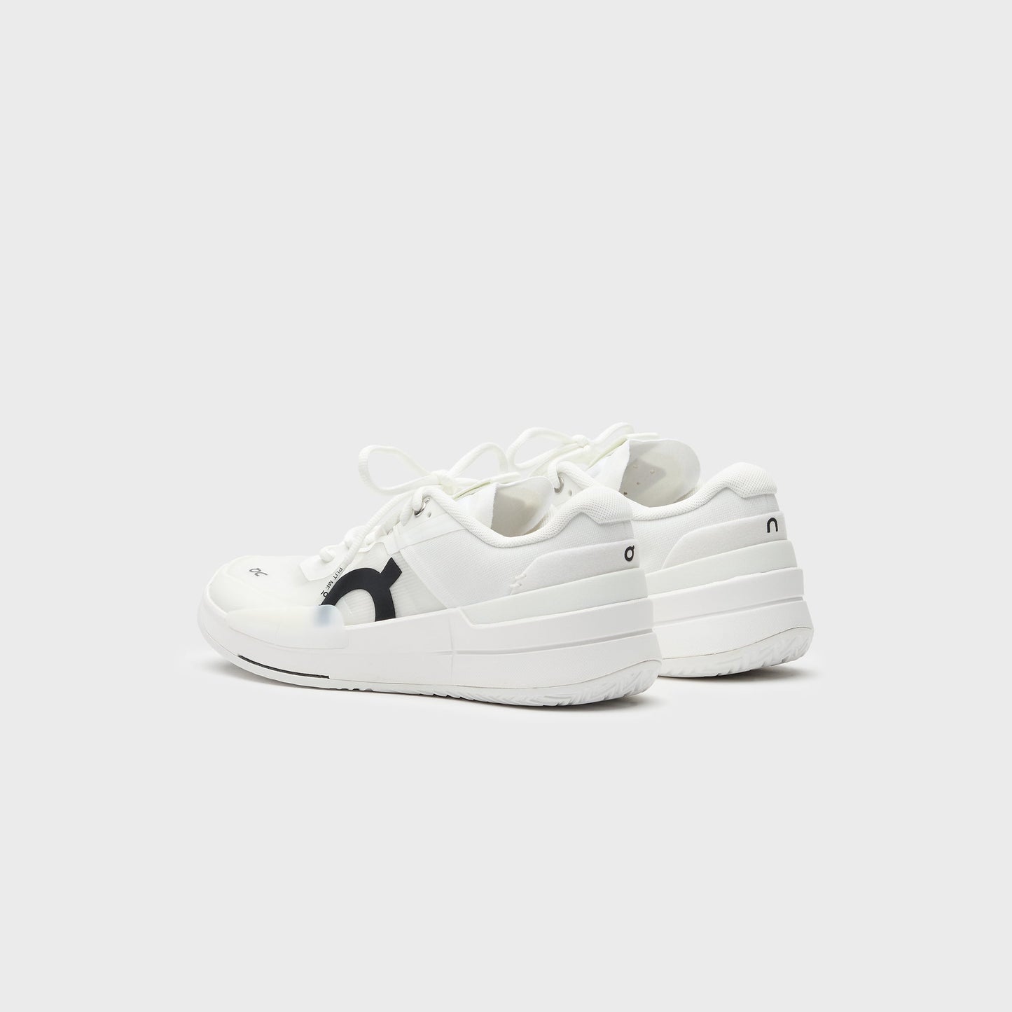 On Running The Roger Pro 2 - All White