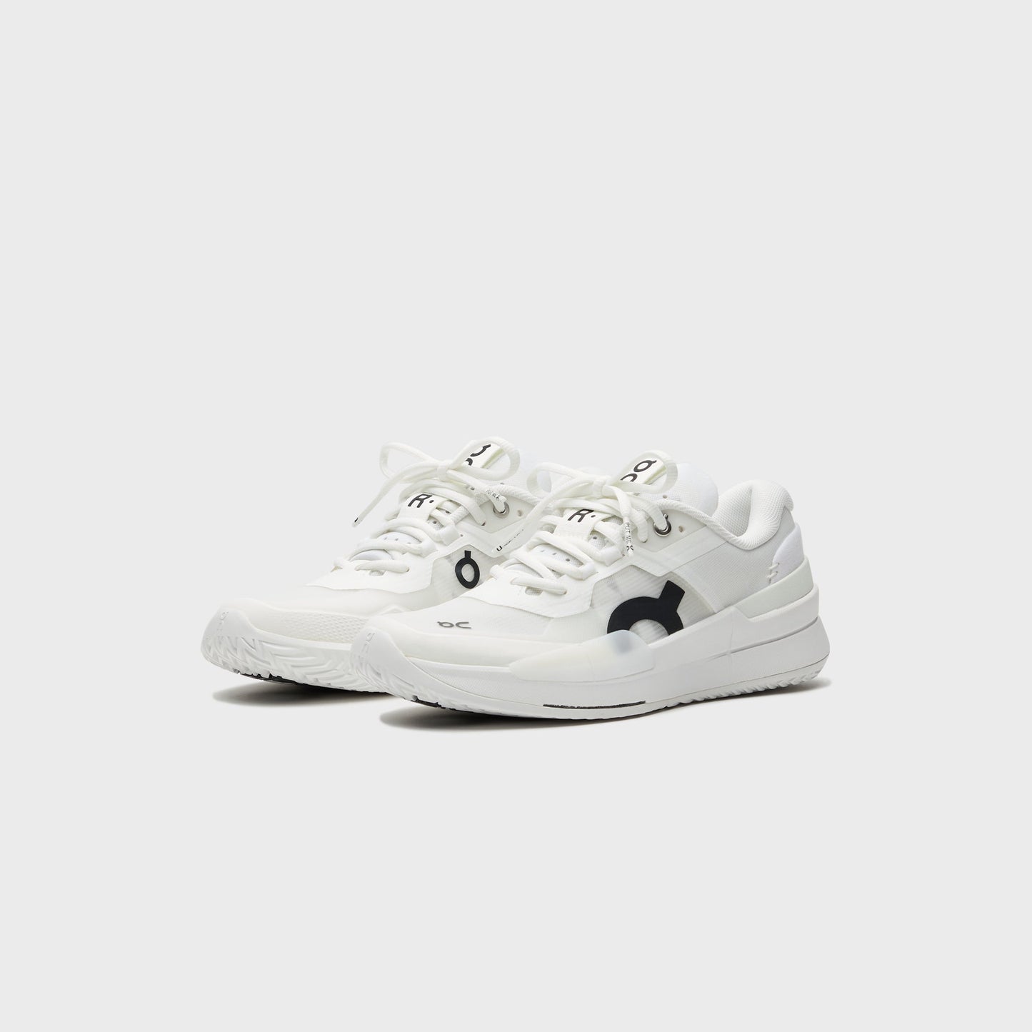 On Running WMNS The Roger Pro 2 - All White