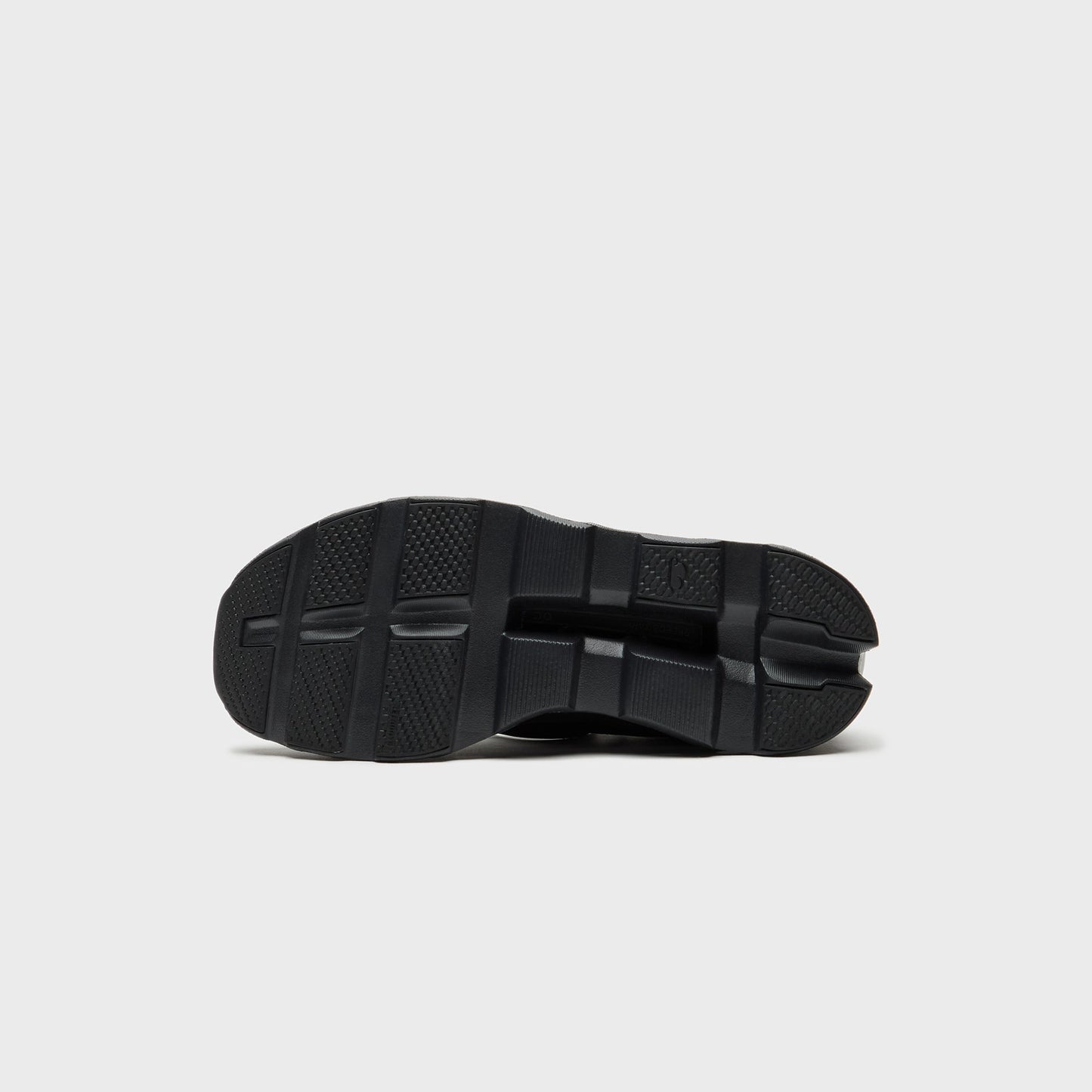 On Running WMNS Cloudmonster - Void Black
