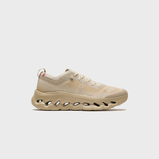 On Running WMNS Cloudtilt Moon - Winter / Kasha