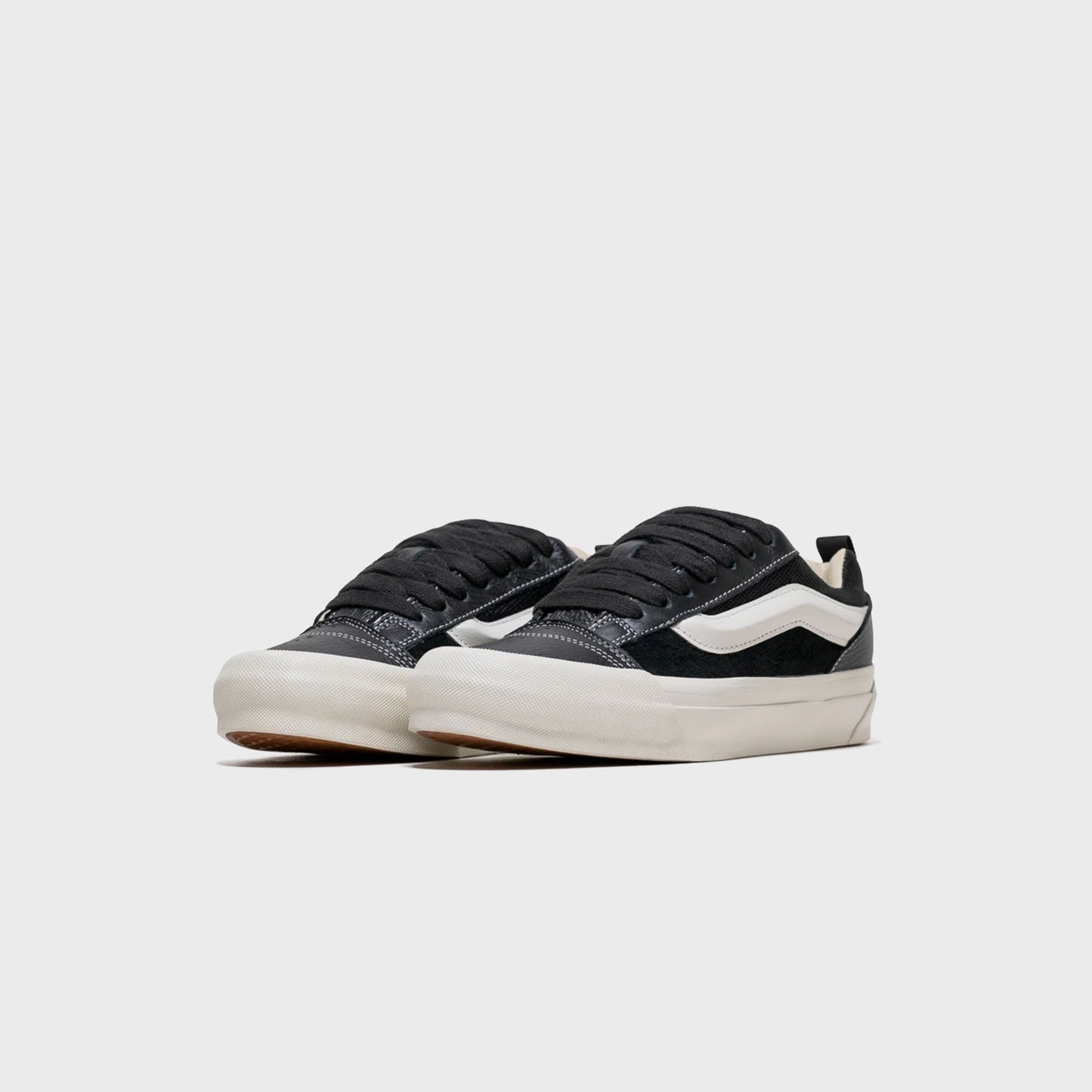 VANS LX Knu Skool - Black