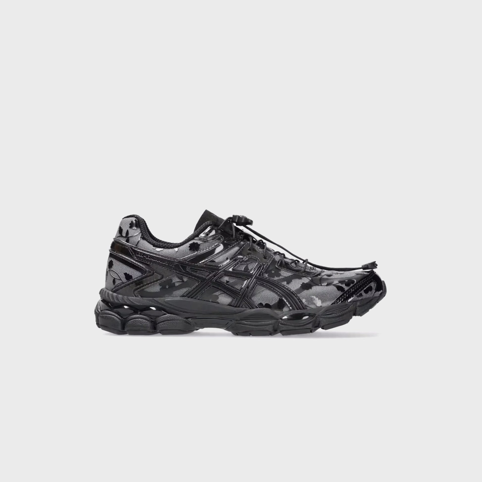 ASICS x Cecilie Bahnsen Gel-Cumulus 16 - Black / Black